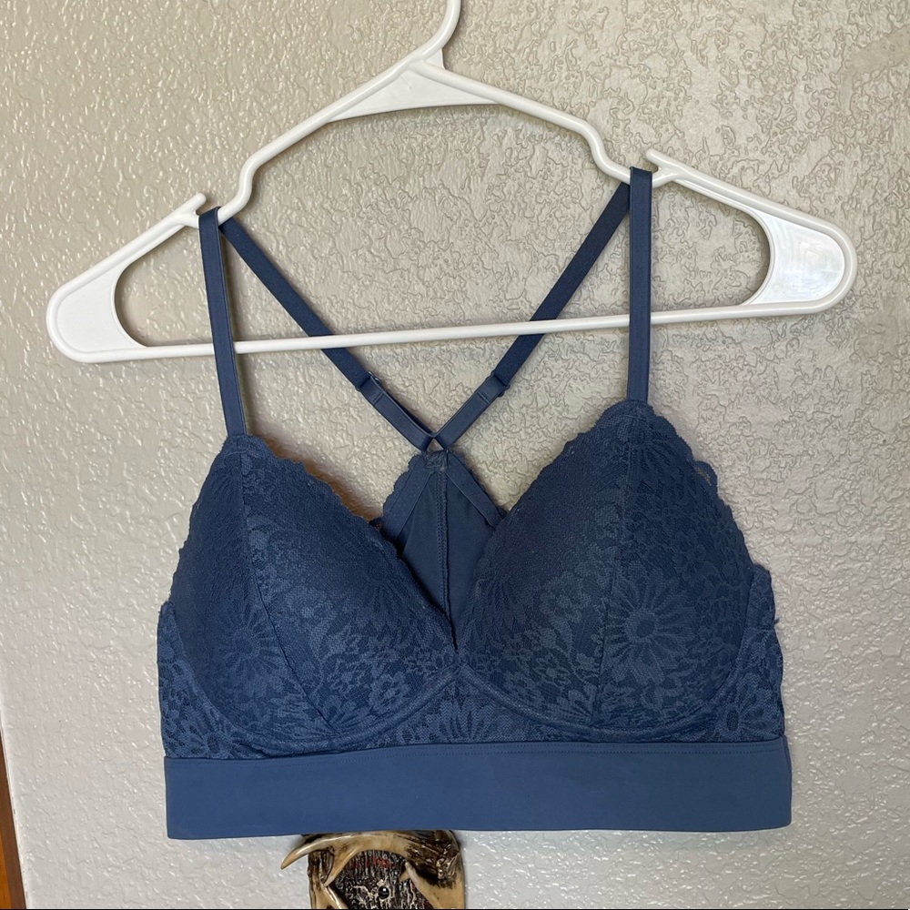 VS PINK blue lightly lined bralette
